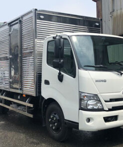 GIÁ XE TẢI HINO 1.9 TẤN XZU650L THÙNG KÍN BỬNG NÂNG 4.55M