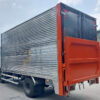 GIÁ XE TẢI HINO 1.9 TẤN XZU650L THÙNG KÍN BỬNG NÂNG 4.55M