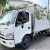 Xe Hino 1.9 tấn XZU650 thùng mui bạt 4.55M