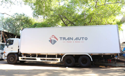 GIÁ XE TẢI HINO 15 TẤN FL8JT7A-J THÙNG ĐÔNG LẠNH 7.7M