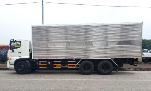 GIÁ XE TẢI HINO 15 TẤN FL8JT7A-J THÙNG KÍN INOX 7.66M