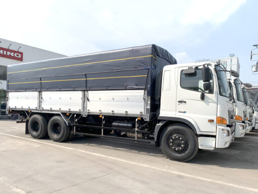 GIÁ XE TẢI HINO 15 TẤN FL8JT7A-J THÙNG MUI BẠT 7.85M
