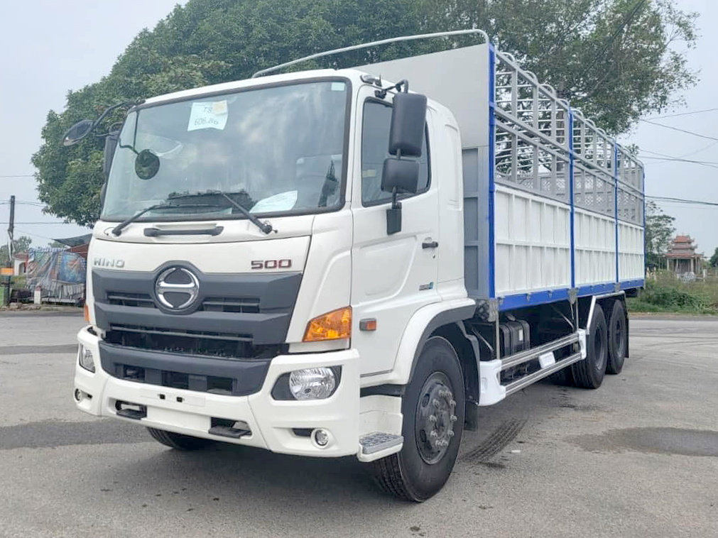 GIÁ XE TẢI HINO 15 TẤN FL8JT7A-J THÙNG MUI BẠT 7.85M