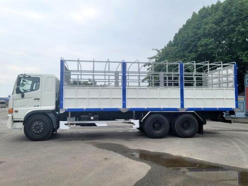 GIÁ XE TẢI HINO 15 TẤN FL8JT7A-J THÙNG MUI BẠT 7.85M
