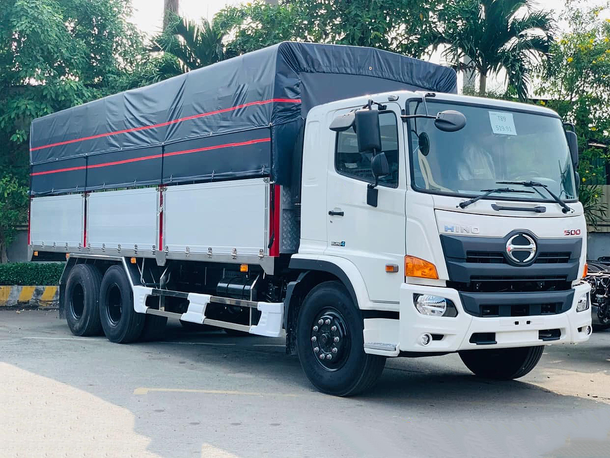 XE HINO 15 TẤN FL8JT7A-J THÙNG BẠT BỬNG NÂNG 7.75M