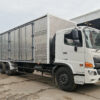XE TẢI HINO 15 TẤN FL8JW7A THÙNG KÍN BỬNG NÂNG 9.2M