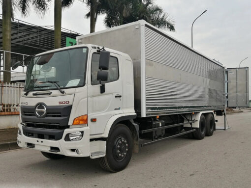 XE TẢI HINO 15 TẤN FL8JW7A THÙNG KÍN BỬNG NÂNG 9.2M