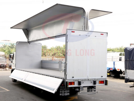 XE HINO 15 TẤN FL8JW7A-M THÙNG KÍN CÁNH DƠI 9.46M