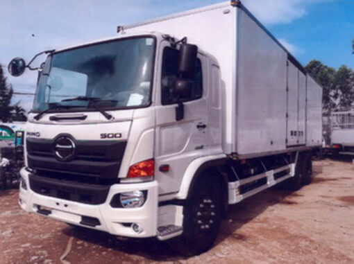 XE HINO 15 TẤN FL8JW7A-M THÙNG KÍN COMPOSITE 9.2M