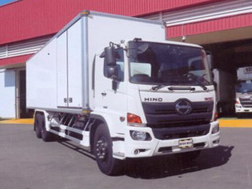 XE HINO 15 TẤN FL8JW7A-M THÙNG KÍN COMPOSITE 9.2M