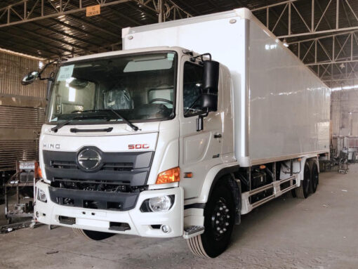 XE HINO 15 TẤN FL8JW7A-M THÙNG KÍN COMPOSITE 9.2M