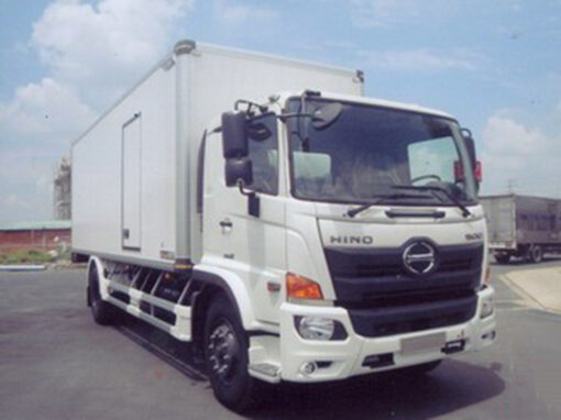 XE HINO 15 TẤN FL8JW7A-M THÙNG KÍN COMPOSITE 9.2M