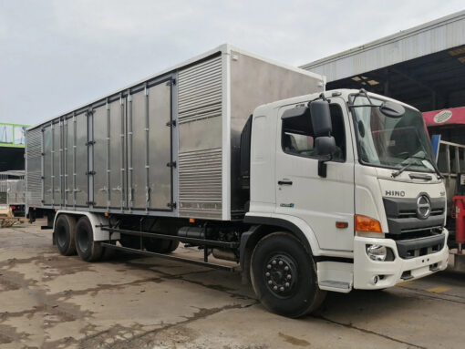 GIÁ XE HINO 15 TẤN FL8JW7A-M THÙNG KÍN INOX 9.4M