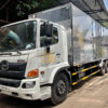 GIÁ XE HINO 15 TẤN FL8JW7A-M THÙNG KÍN INOX 9.4M