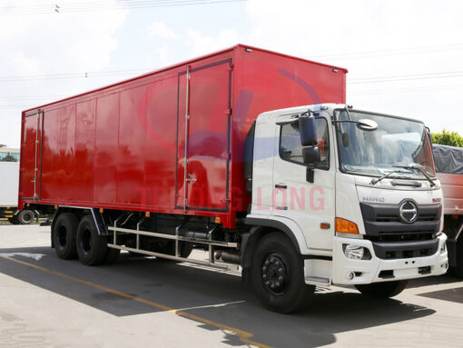 GIÁ XE HINO 15 TẤN FL8JW7A-M THÙNG KÍN INOX 9.4M