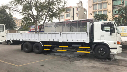 GIÁ XE HINO 15 TẤN FL8JW7A-M THÙNG LỬNG 9.45M