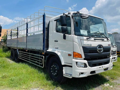 GIÁ XE TẢI HINO 15 TẤN FM8JW7A-U THÙNG MUI BẠT 9.45M