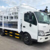 Xe Hino 3.5 tấn XZU720L thùng bạt bửng nâng 5.2M