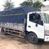 Xe Hino 3.5 tấn XZU720L thùng bạt bửng nâng 5.2M
