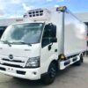 Xe Hino 3.5 tấn XZU720L thùng đông lạnh 5.1M