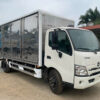 Xe Hino 3.5 tấn XZU720L thùng kín 5.32M