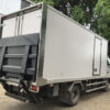 Xe Hino 3.5 tấn XZU720L thùng kín bửng nâng 5.2M