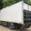 Xe Hino 3.5 tấn XZU720L thùng kín bửng nâng 5.2M