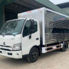 Xe Hino 3.5 tấn XZU720L thùng kín bửng nâng 5.2M