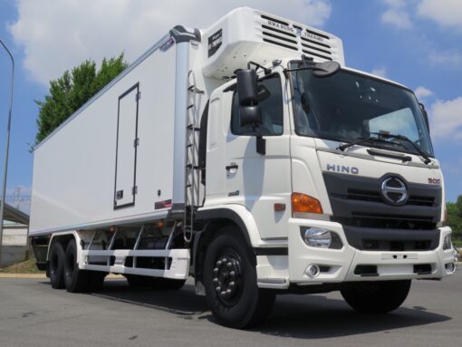 GIÁ XE TẢI HINO 3 CHÂN FL8JT7A-J THÙNG ĐÔNG LẠNH 7.55M