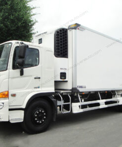 GIÁ XE HINO 3 CHÂN FL8JW7A-M THÙNG ĐÔNG LẠNH 9.1M