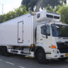 GIÁ XE HINO 3 CHÂN FL8JW7A-M THÙNG ĐÔNG LẠNH 9.25M