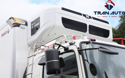 GIÁ XE HINO 3 CHÂN FL8JW7A-M THÙNG ĐÔNG LẠNH 9.25M