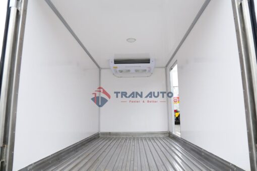 GIÁ XE HINO 3 CHÂN FL8JW7A-M THÙNG ĐÔNG LẠNH 9.25M