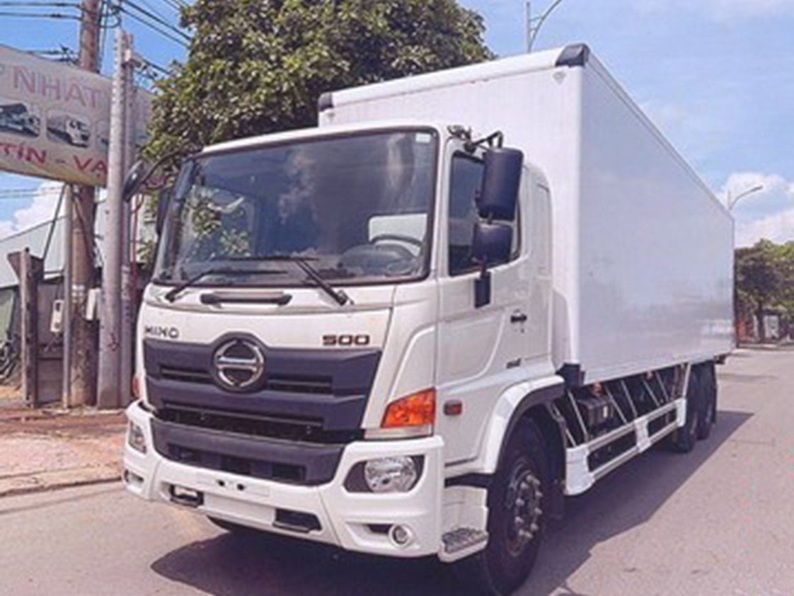 XE HINO 3 CHÂN FL8JW7A-M THÙNG KÍN BỬNG NÂNG 9.1M