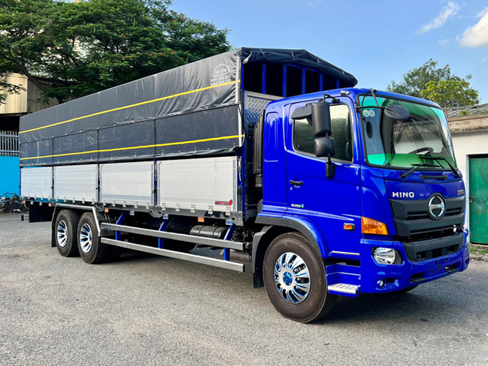 XE HINO 3 CHÂN FL8JW7A-N THÙNG BẠT BỬNG NHÔM 9.4M