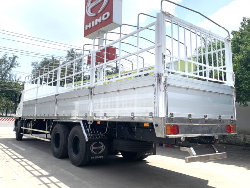 XE HINO 3 CHÂN FL8JW7A-N THÙNG BẠT BỬNG NHÔM 9.4M