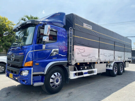 GIÁ XE HINO 3 CHÂN FL8JW7A-M THÙNG CHỞ XE MÁY 9.5M