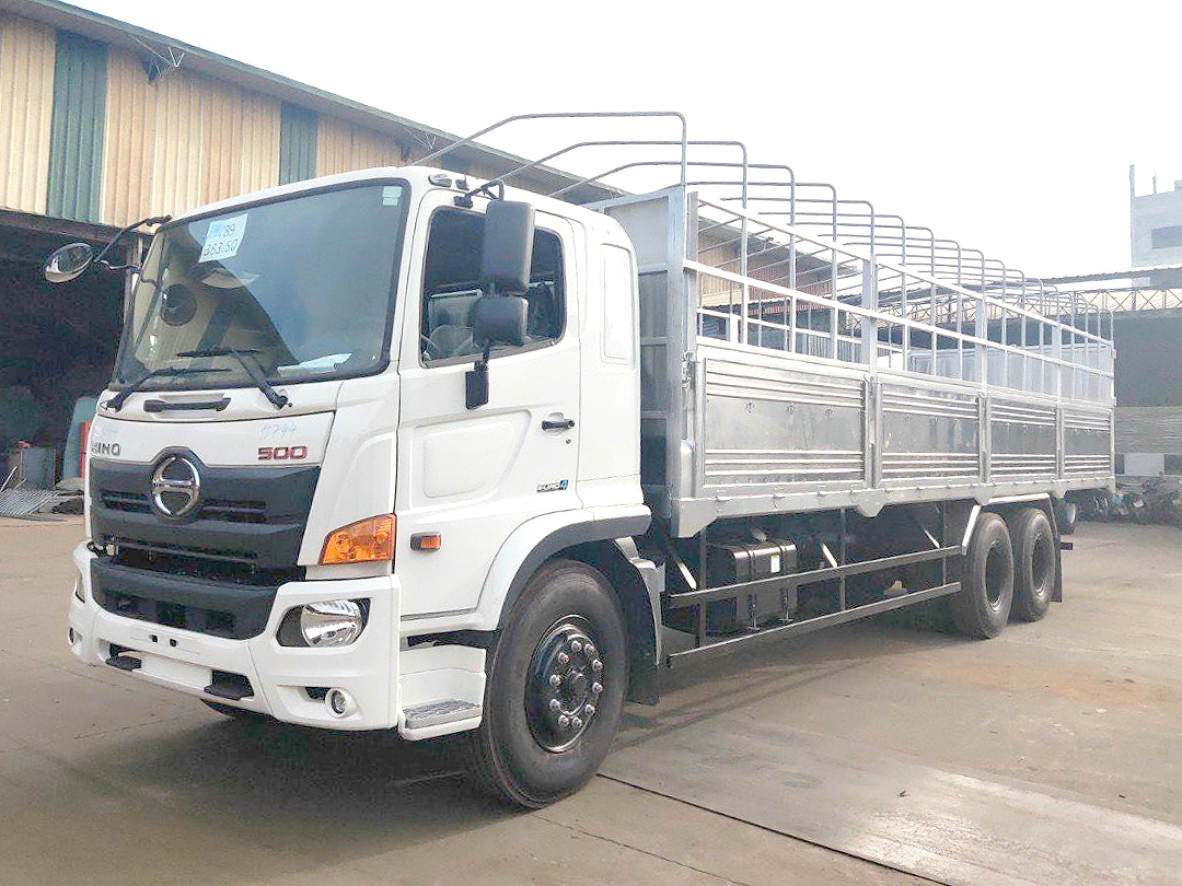 XE HINO 3 CHÂN FM8JW7A-U THÙNG BẠT BỬNG INOX 9.37M