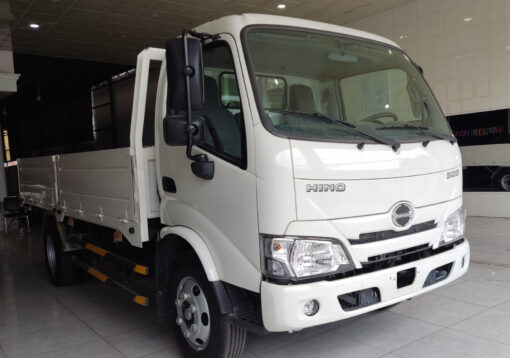 GIÁ XE HINO 3T5 XZU650L THÙNG LỬNG 4.4M