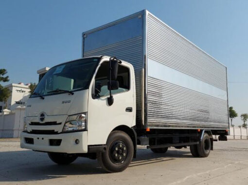GIÁ XE HINO 3T5 ZU720L THÙNG CHỞ PALLET CAO 2.5M