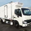 GIÁ XE HINO 5 TẤN XZU730L THÙNG ĐÔNG LẠNH 5.62M