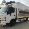 Xe Hino 5 tấn XZU730L thùng kín 5.8M