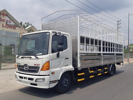GIÁ XE HINO 500 6 TẤN FC9JNTC THÙNG CHỞ XE MÁY 7.3M