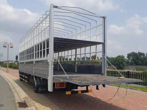 GIÁ XE HINO 500 6 TẤN FC9JNTC THÙNG CHỞ XE MÁY 7.3M