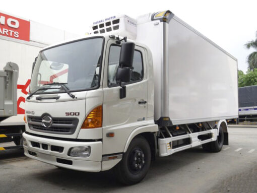 GIÁ XE HINO 6 TẤN 2 FC9JJTC THÙNG ĐÔNG LẠNH 5.6M