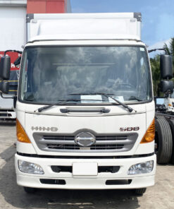 GIÁ XE HINO 6 TẤN 4 FC9JJTC THÙNG KÍN COMPOSITE 5.66M