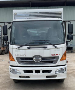 GIÁ XE HINO 6 TẤN FC9JJTC THÙNG KÍN INOX 5.6M