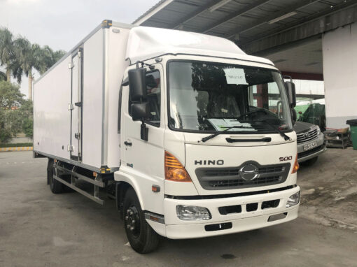 GIÁ XE HINO 6 TẤN 4 THÙNG KÍN COMPOSITE 6.58M