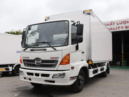 GIÁ XE HINO 6 TẤN 4 THÙNG KÍN COMPOSITE 6.58M