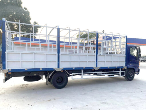 GIÁ XE HINO 6 TẤN 8 FC9JJTC THÙNG MUI BẠT 5.7M